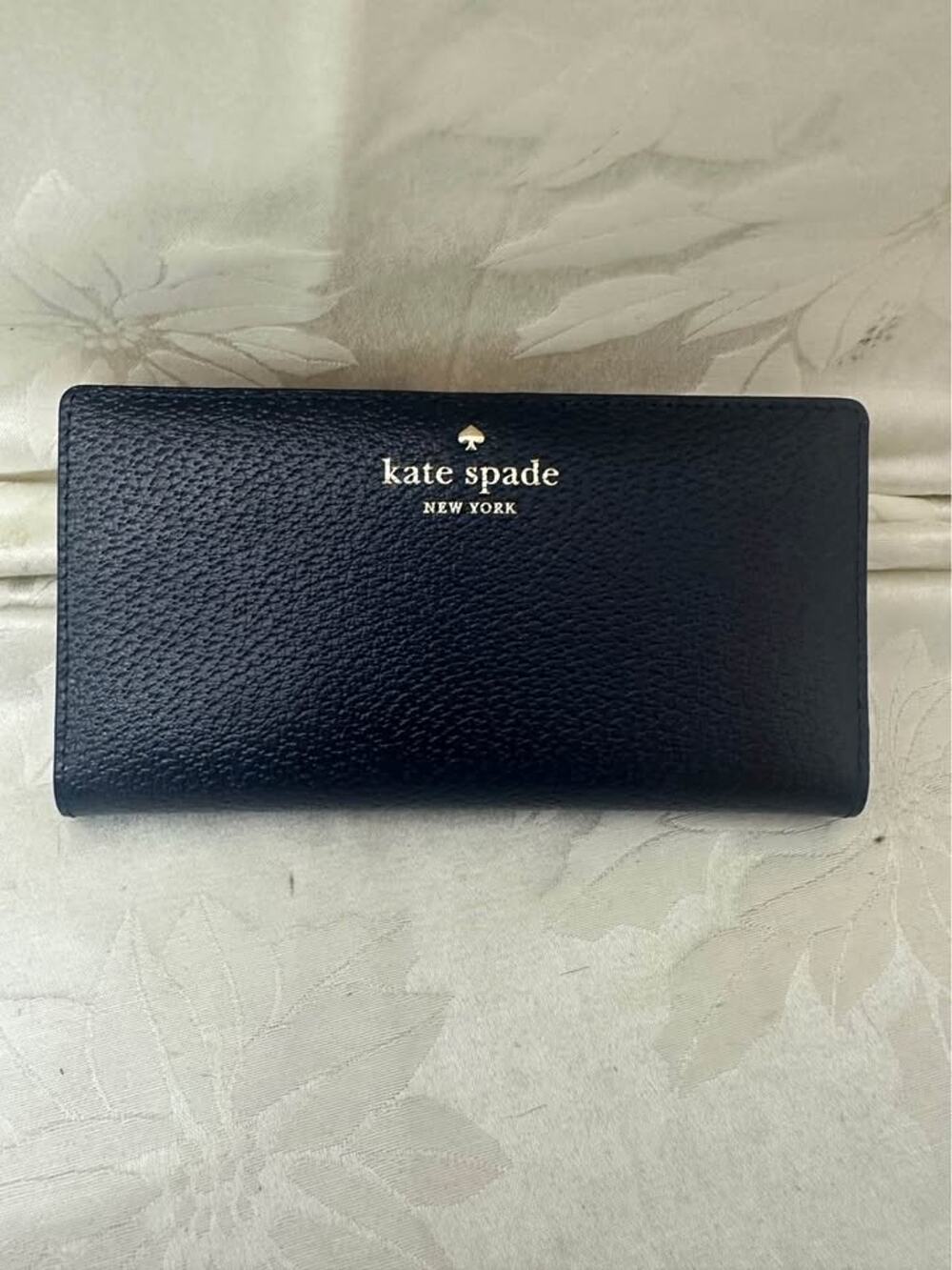 New Kate Spade Stacy Grand Street Navy Blue Wallet. B-290